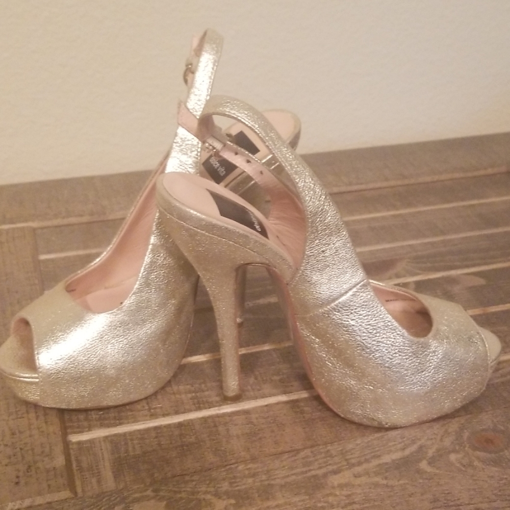 Dolce Vita Leather Shoes